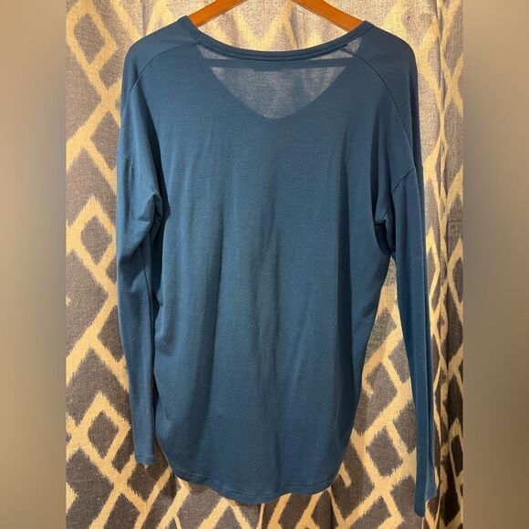 Athleta Cloudlight Relaxed Top Peacock Size XS OVERSIZED - Picture 3 of 4